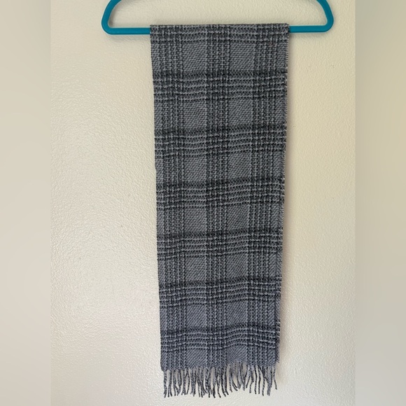 JOS. A. BANK Cashmere Wool Scarf - Picture 1 of 4